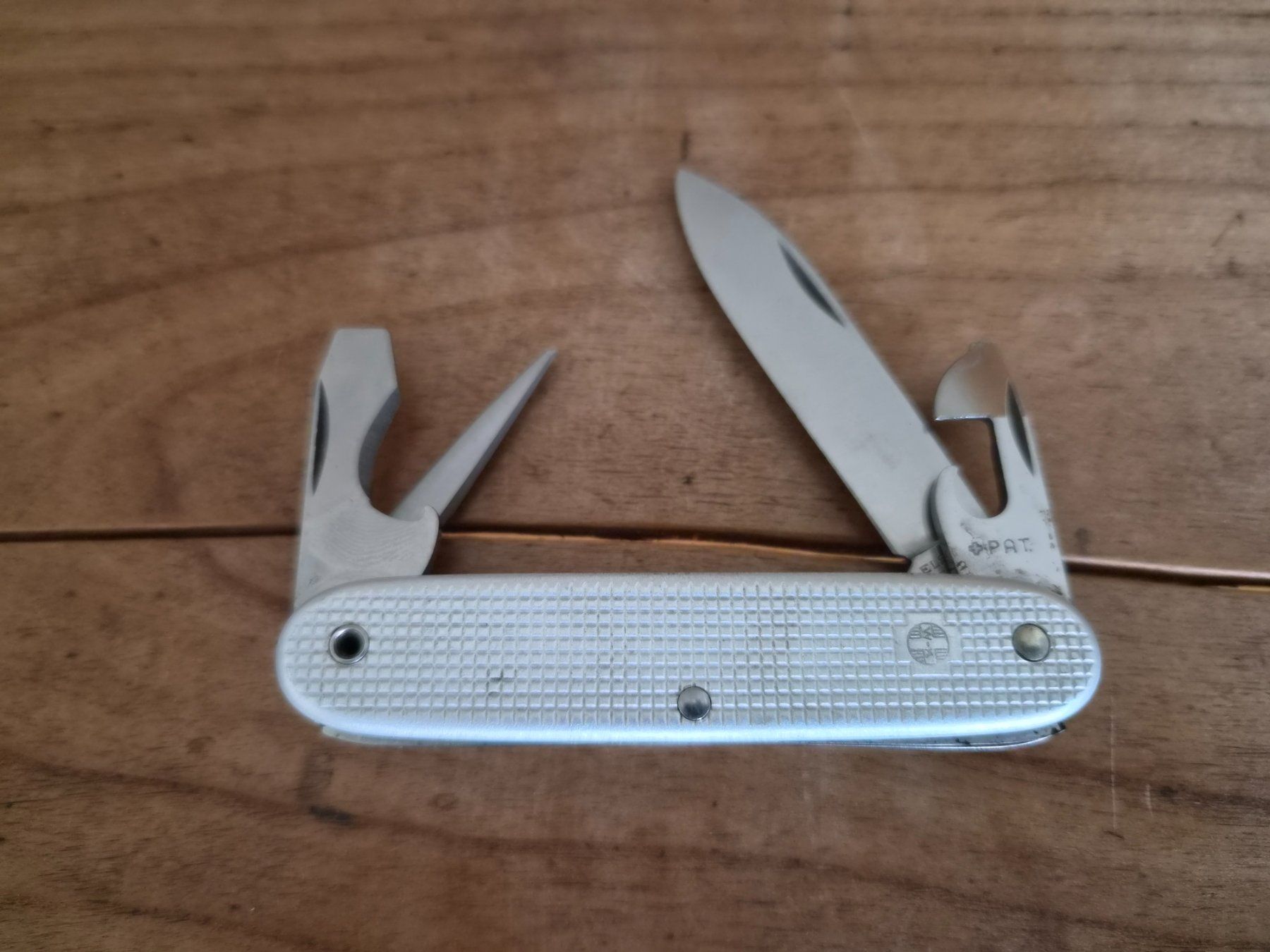 Coltelli tascabile: Militärmesser - Elsener – Usato da Laupen BE venduto da R11rs