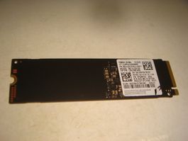 1 stück 512gb m.2 nvme ssd. Samsung. Details siehe Bildern.
