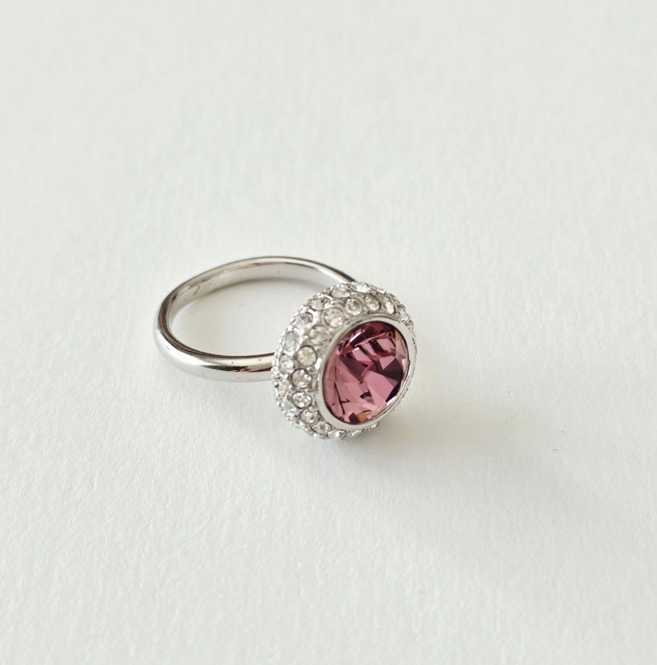 Anelli: Eleganter Ring mit Swarovski Steinen - Neu – Nuovo e nell'imballaggio originale da Uetikon am See venduto da Springdream 2