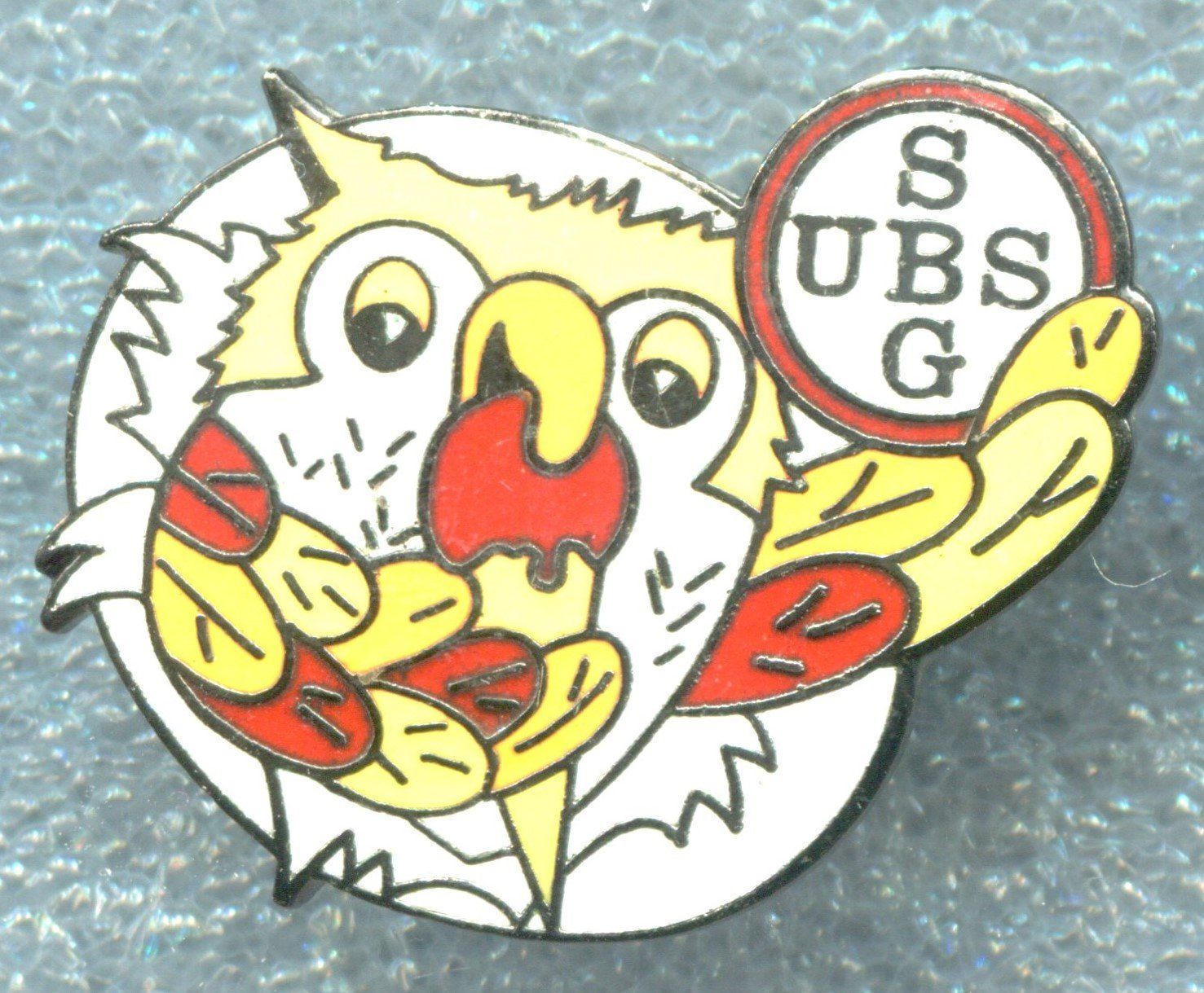 UBS Plaketten & Abzeichen: UBS  Eule – Gebraucht aus Winterthur von Sammleroase