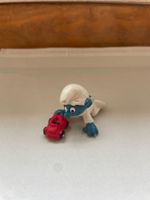 Baby Schlumpf mit Auto /Schleich