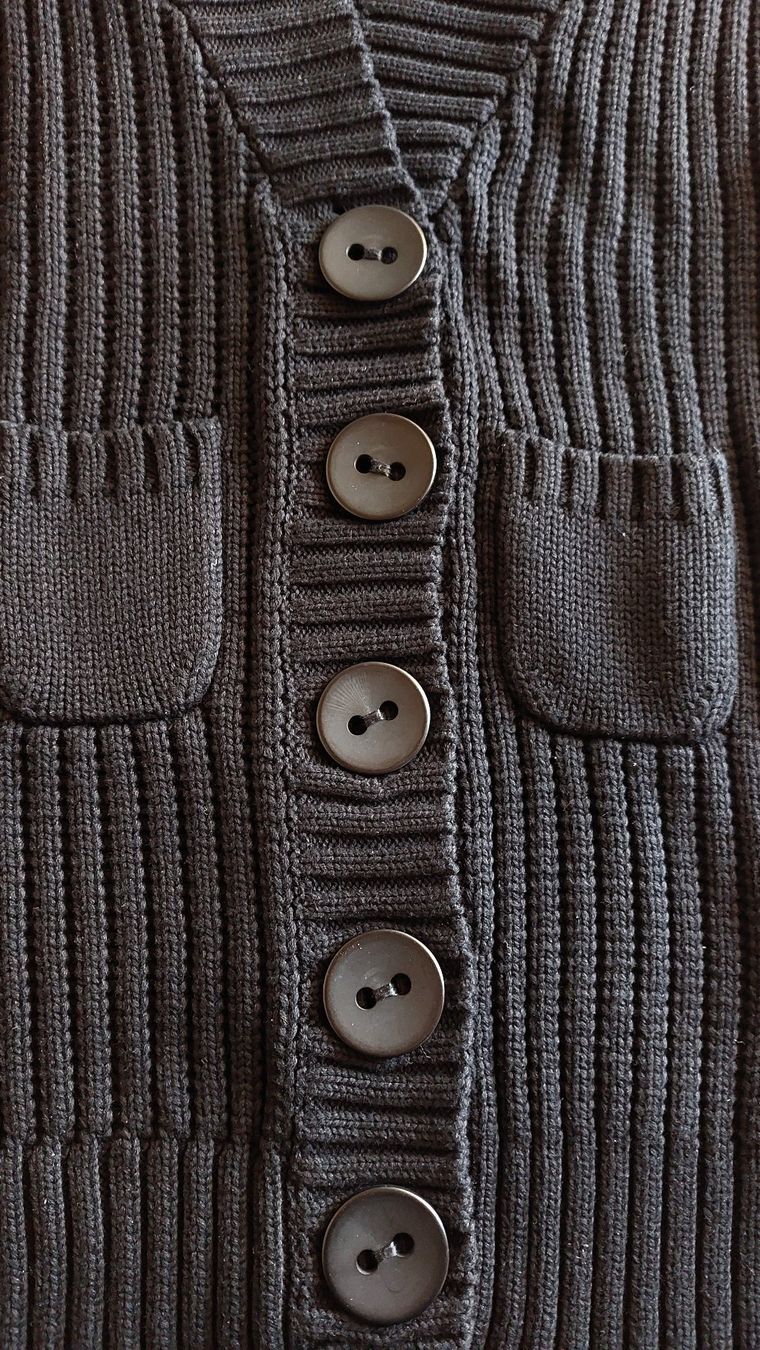 Giacche: Warme Damen Strickjacke, Cardigan – Usato da Zollikofen venduto da Blackie 6
