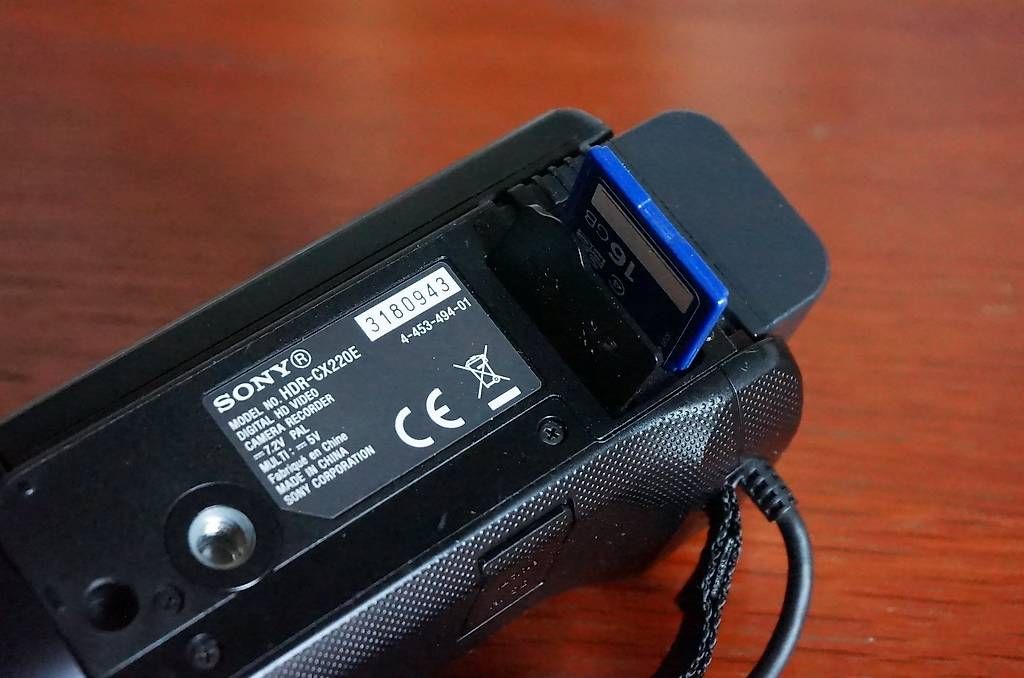 Sony Camcorder: Sony HDR-CX220E Digital HD Video Camera – Gebraucht aus Spreitenbach von Salesmanship 4