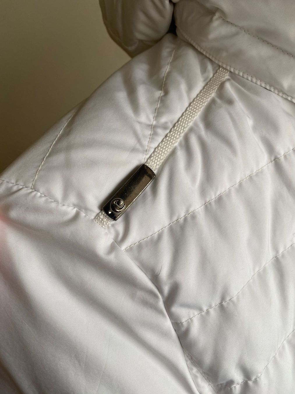 Cappotti: Doudoune Cinelli Studio taille 34/36 – Usato da Basel venduto da Maria-Alexa 8