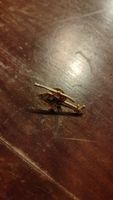 Anstecknadel Hubschrauber goldfarben