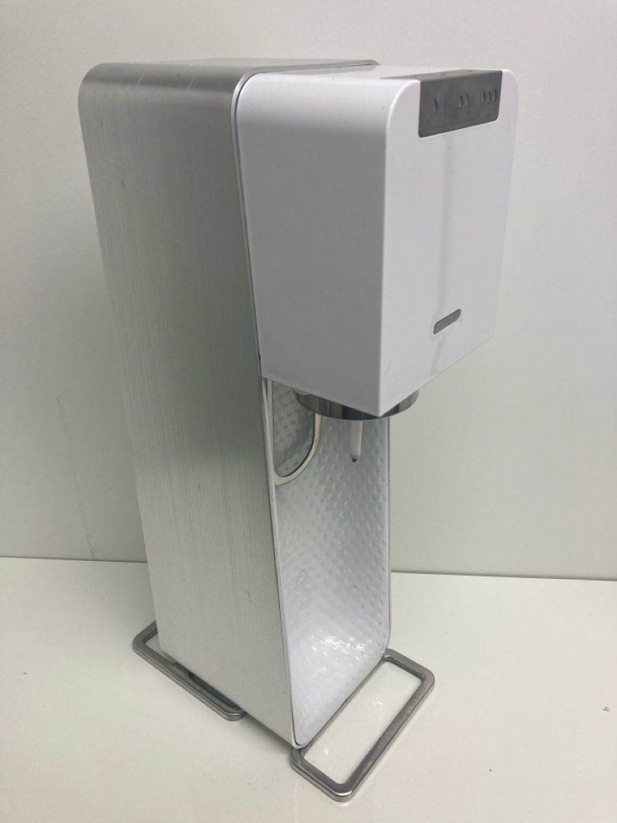 Sodastream Küchengeräte: Sodastream Sprudler SOURCE Electric designed by Yves Behar – Gebraucht aus Zürich von Lichtermeer