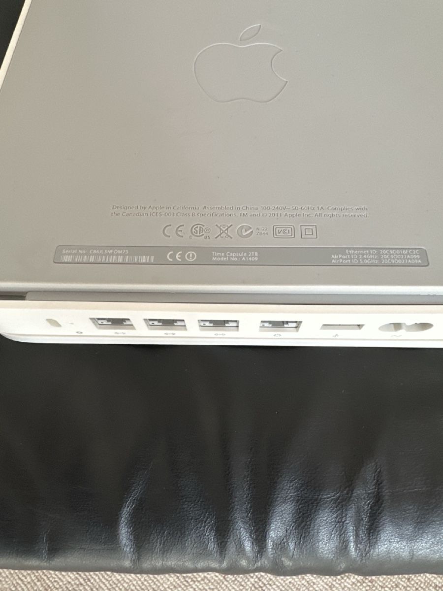 Apple Modems & Routeurs: Apple Time Capsule – D'occasion à Unterwasser par BrunoGasser 1