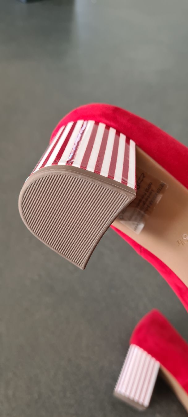 Scarpe da donna: Rote Peter Kaiser Pumps Gr. 6.5 Veloursleder – Nuovo (secondo la descrizione) da Grüningen venduto da Highclere 3