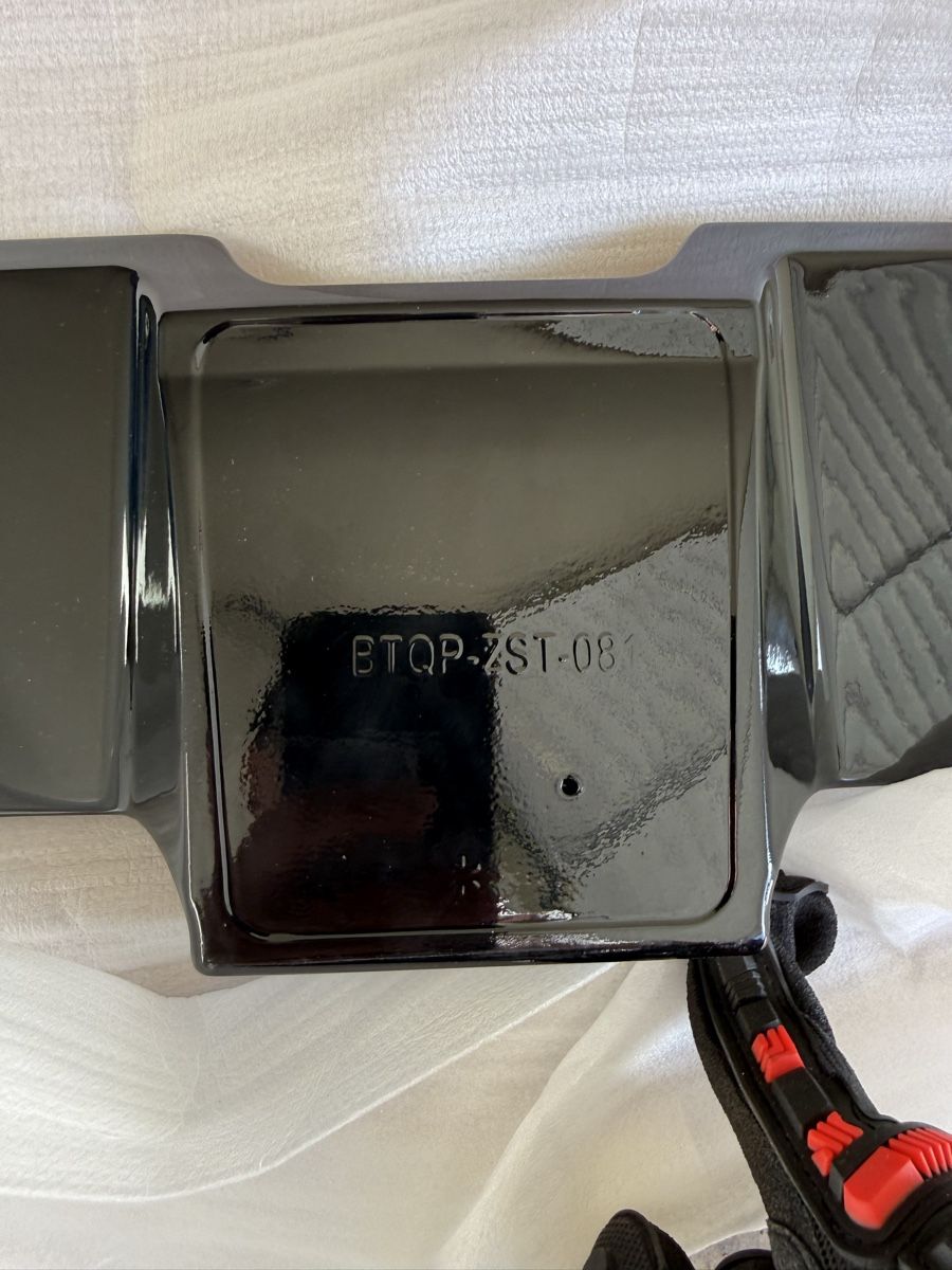 VW Tutti pezzi di ricambio auto: spoiler becquet  golf 7r – Nuovo e nell'imballaggio originale da Sion venduto da MK7R_Dias 2