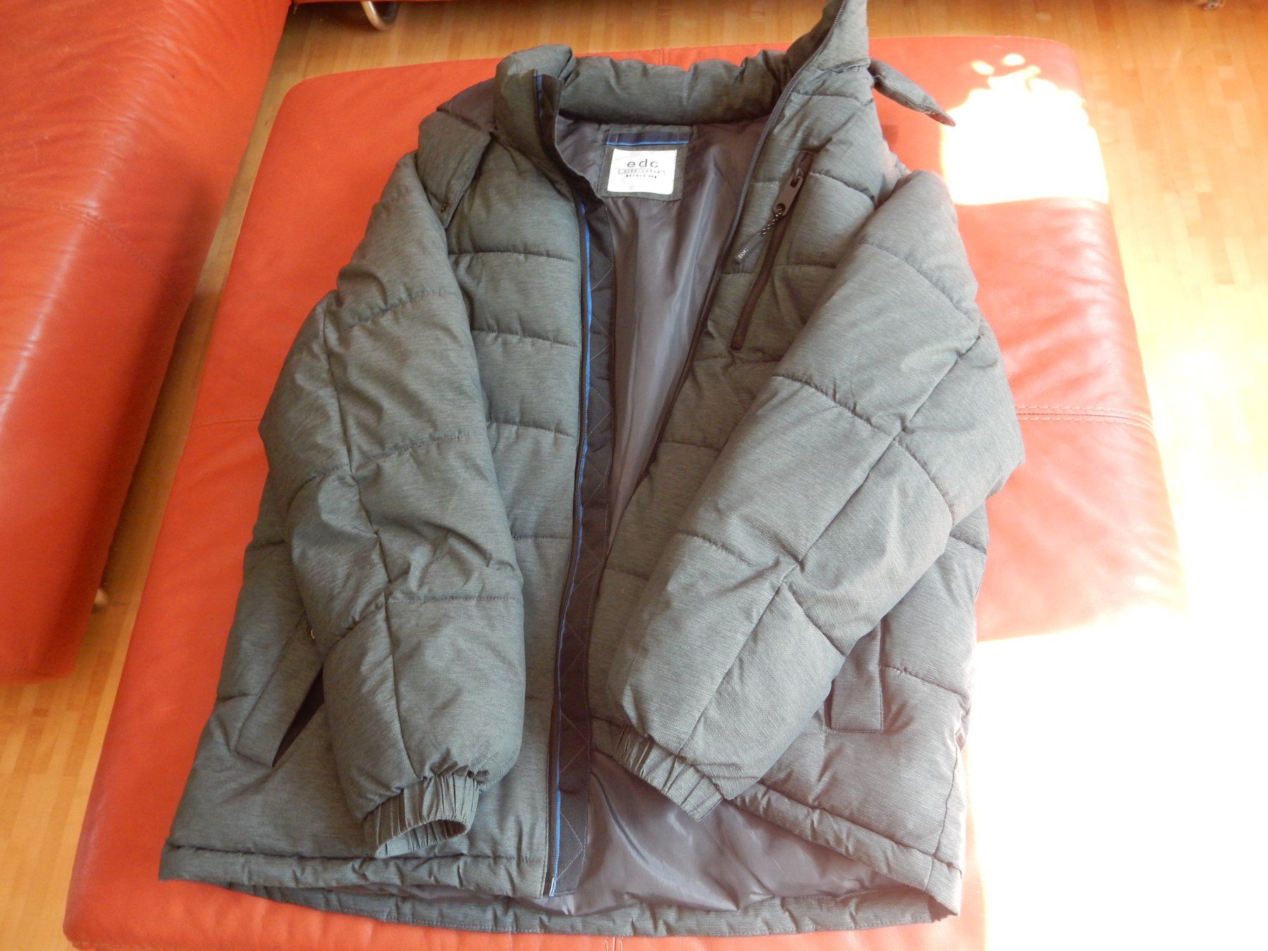 Vestes: jacke – D'occasion à St.Gallen par yutha5 1