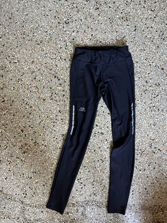 Black Leggins Decathlon 