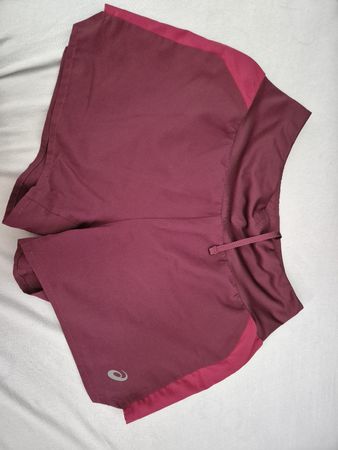 Asics Laufshorts Damengrösse S guter Zustand