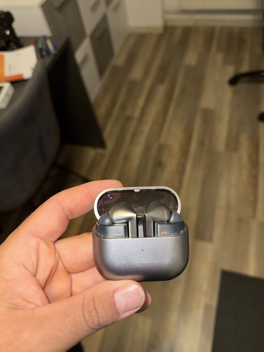 Samsung Kopfhörer: Samsung Galaxy Buds 3 Pro – Gebraucht aus Schönenwerd von Ale46. 1