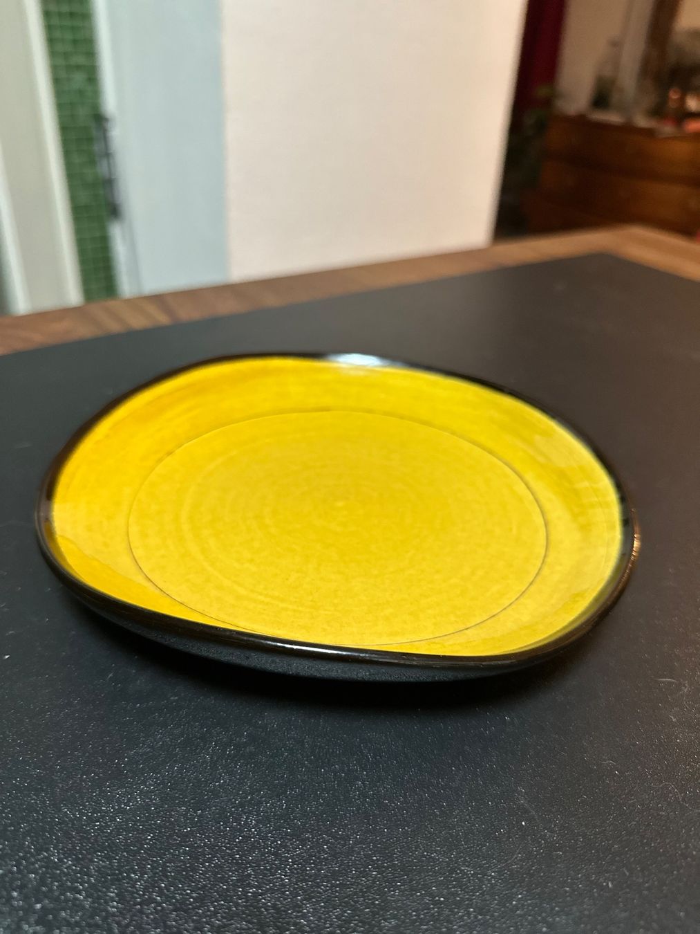 Servierplatten: kleine Platte / Teller - Kunst von Burkart – Gebraucht aus Frauenfeld von aluma14