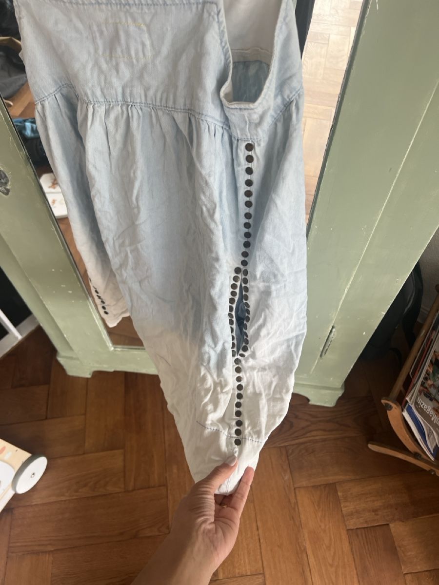 Robes: Robe courte BCBGeneration en jean bleu clair taille US 4 – D'occasion à Walenstadt par Unianrig 2