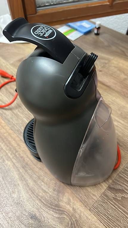 Macchine per caffè & Macchine per espresso: Krups Dolce Gusto Kapselmaschine – Usato da Knonau venduto da giu_8lcn 1