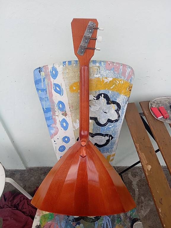 Musikinstrumente: Balalaika – Gebraucht aus Basel von Petergunn 3