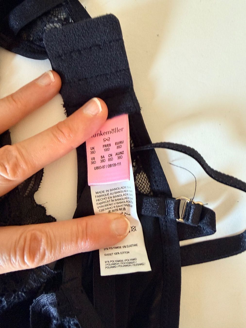 Hunkemöller Sonstige Unterwäsche: HUNKEMÖLLER, String-Body, Grösse 85D, Farbe Schwarz – Neu und originalverpackt aus Rudolfstetten von gst_g7xl 6