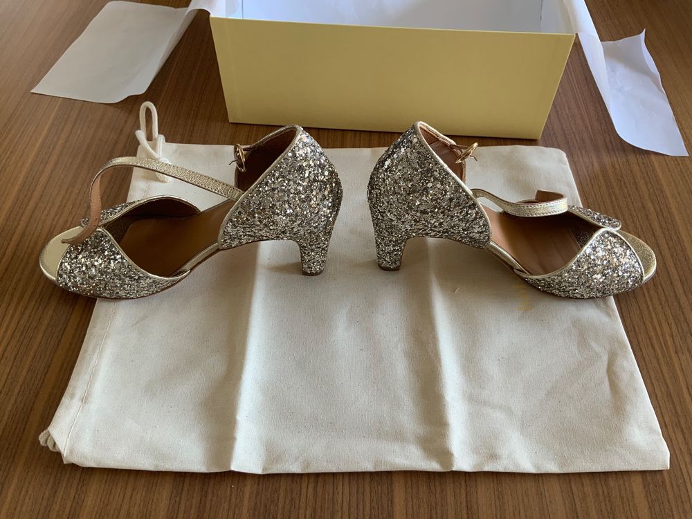 Bobbies: sandales neuves “Holly” pluie dorée/paillettes (Neuf