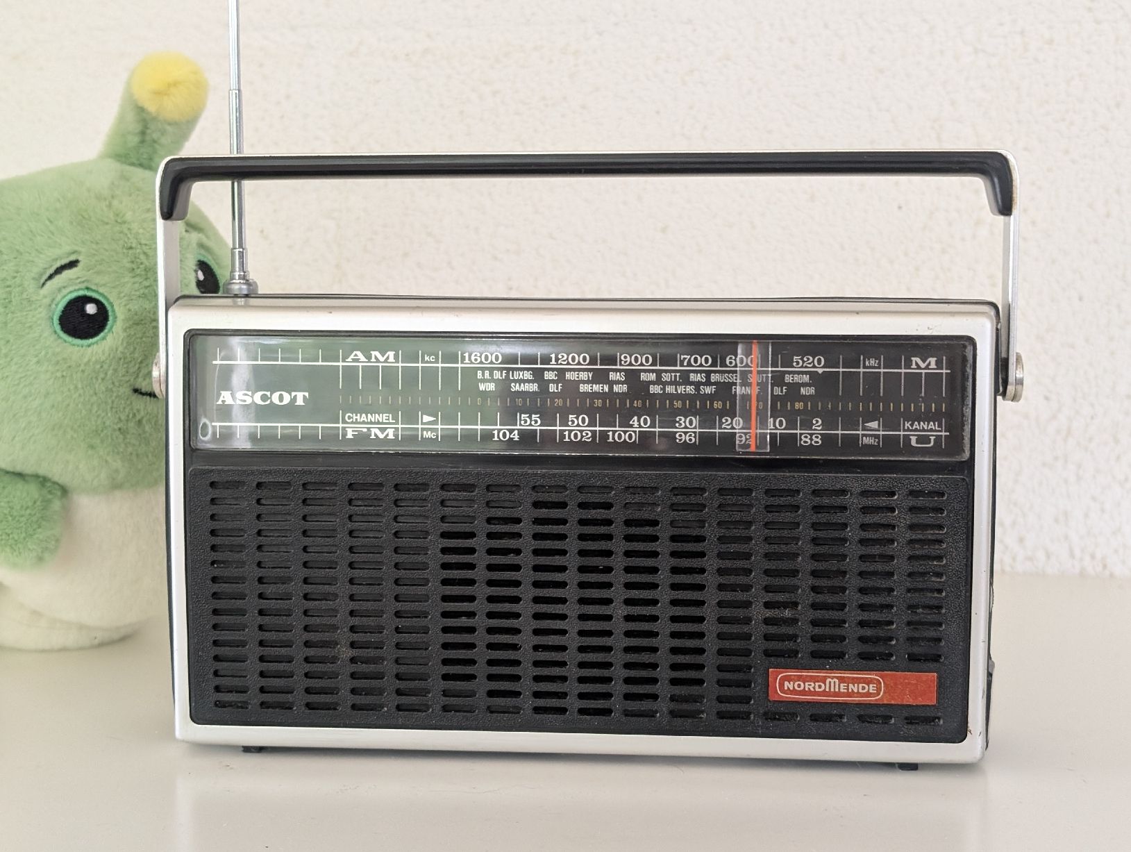 Nordmende Radio: Nordmende Transistor Radio - Model ASCOT – Usato da Breitenbach venduto da Dribbel