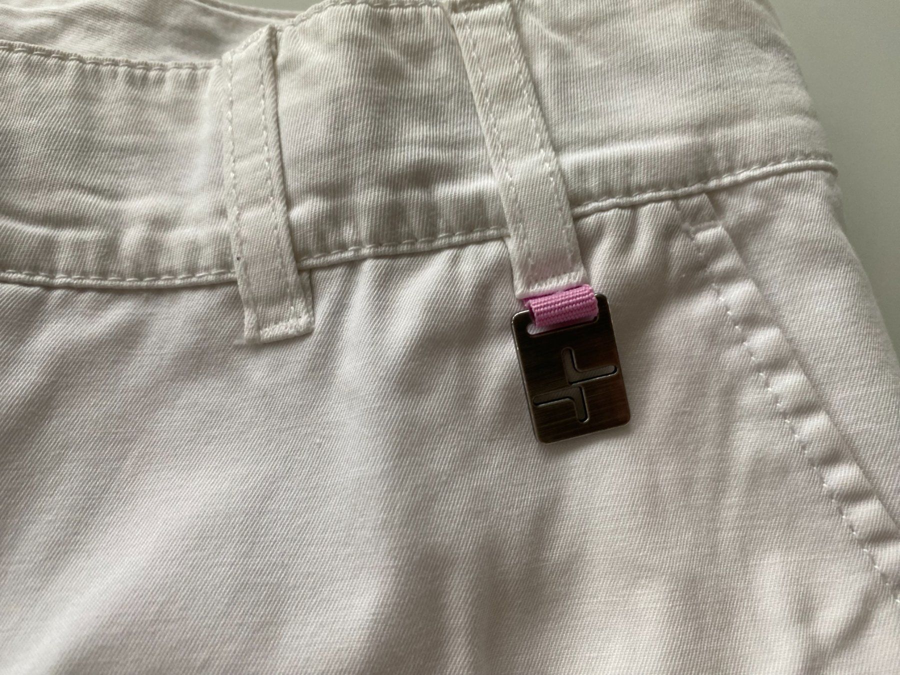 Pantaloni: Cross Damen Golf Hose, weiss Gr. 34 – Usato da Füllinsdorf venduto da Sunnebliemli7 5