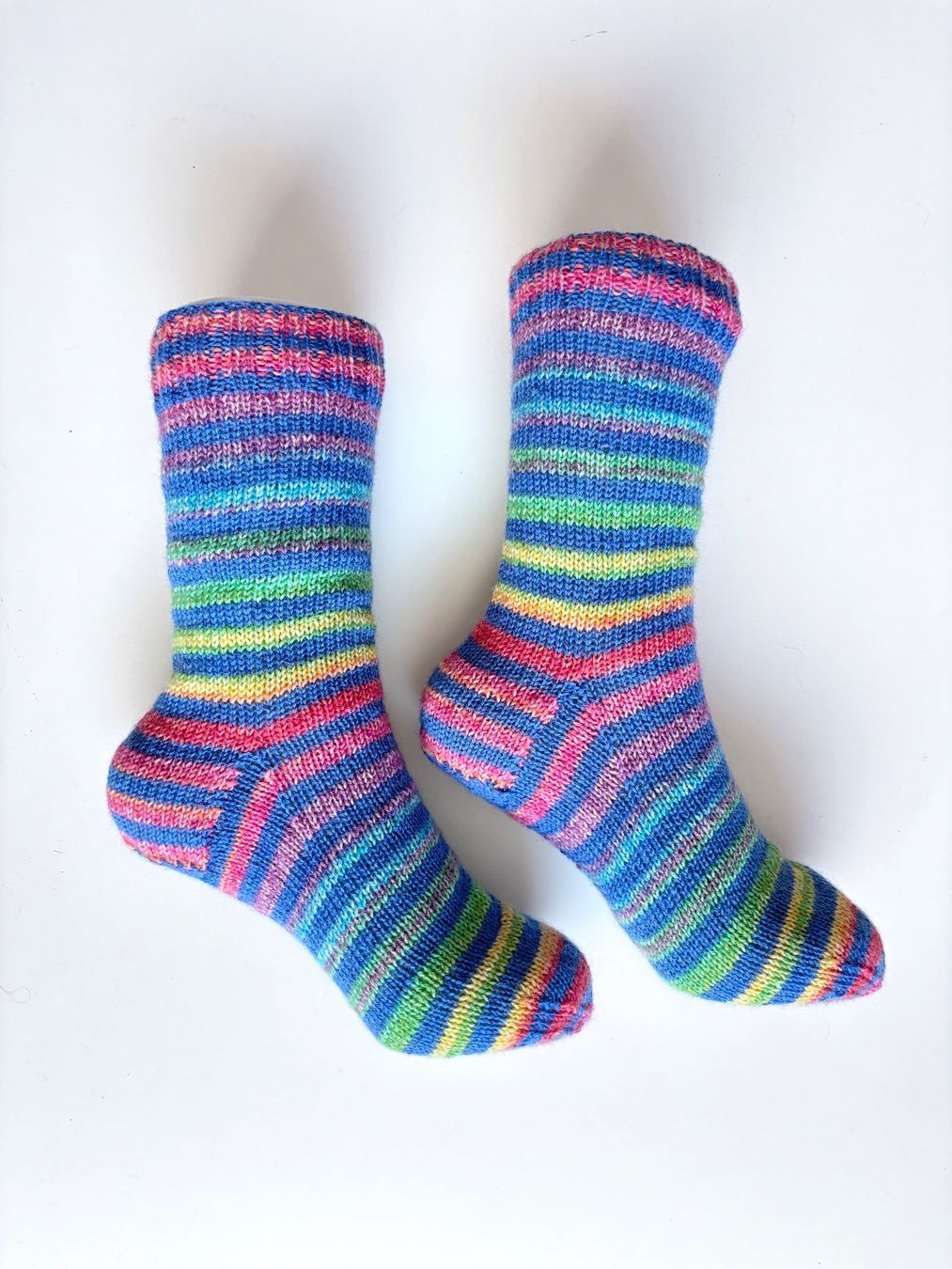 Calze: Fröhliche Ringelsocken, handgestrickt, Grösse 37-38 – Nuovo e nell'imballaggio originale da Fislisbach venduto da handglismet