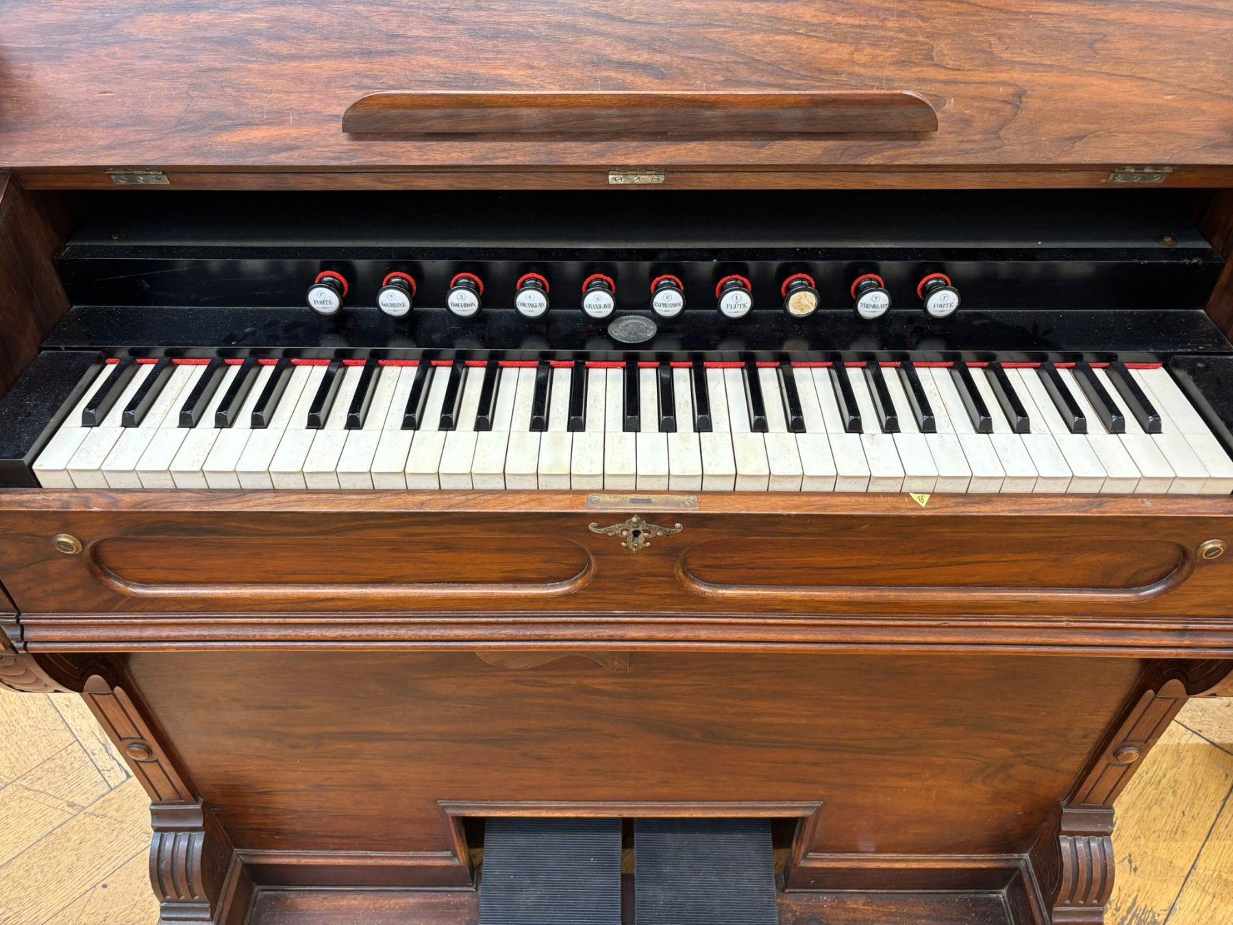 Strumenti musicali: Antikes Orgel, Gut Zustand – Usato da Bern venduto da latrouvaillebern 4