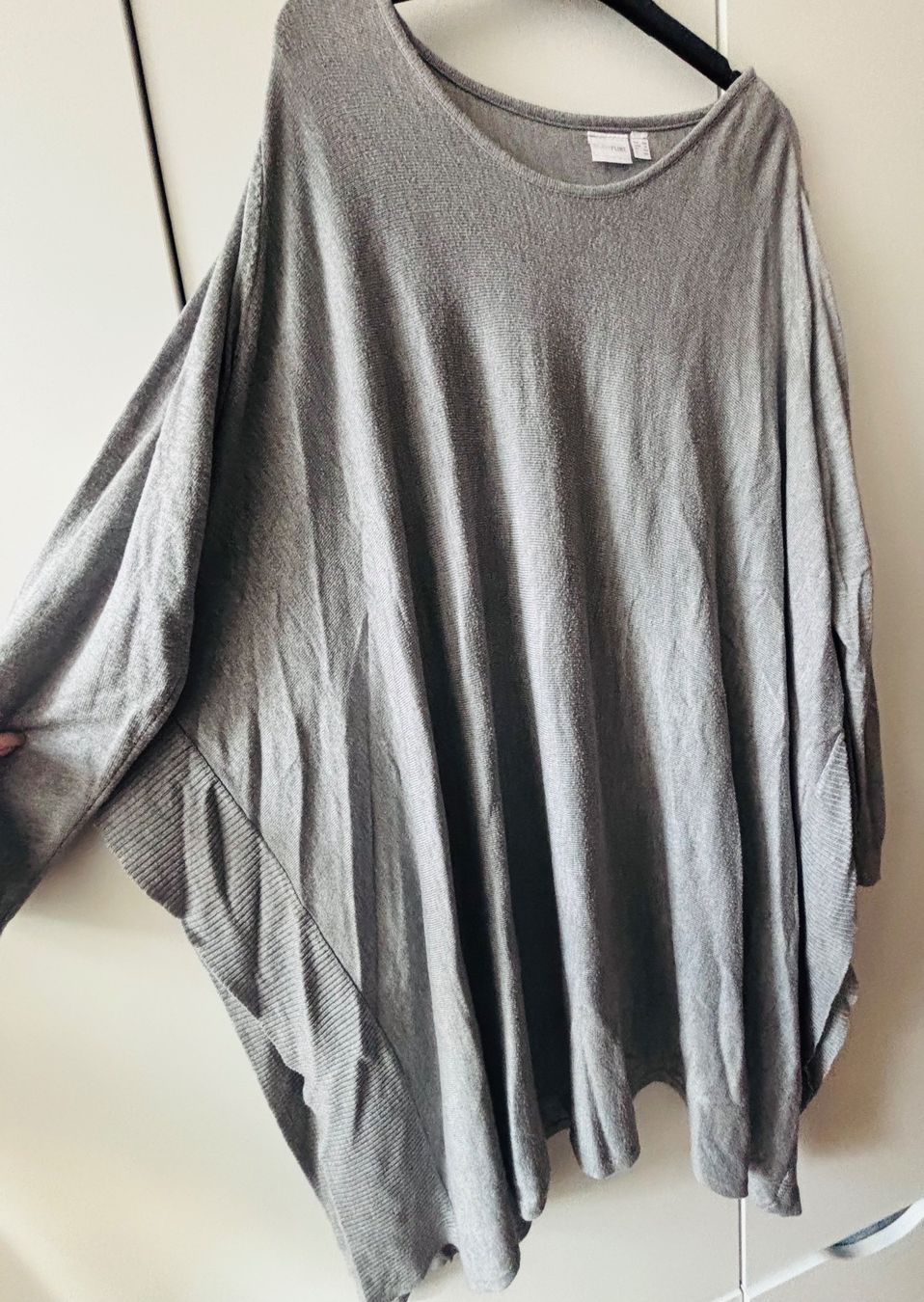 Maglioni & Felpe: weiter Lagenlook  Pulli 52/54 grau =>  ab 10.- – Usato da Basel venduto da Seele7 4
