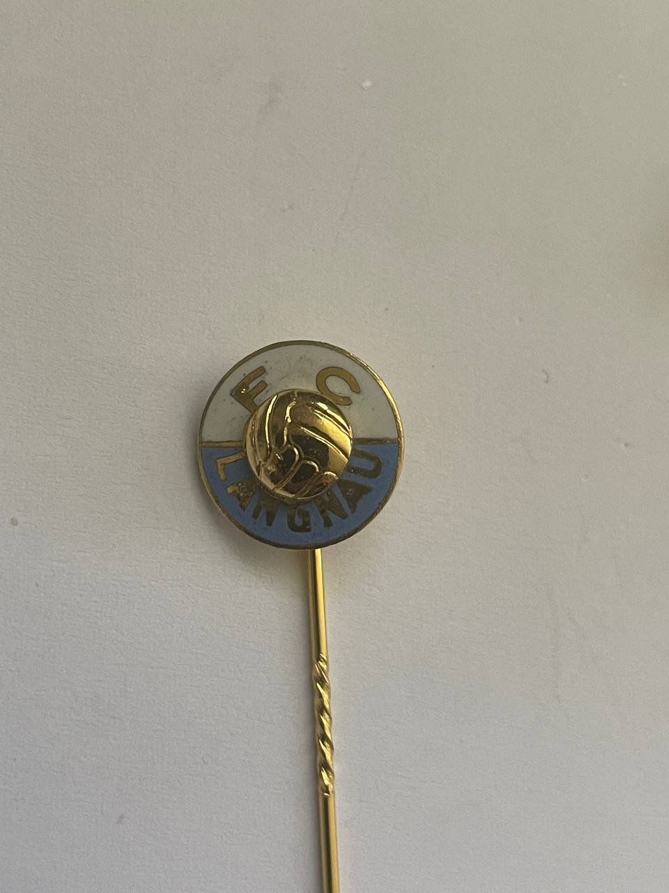 Placchette & Badge: 173. Anstecknadel - FC Langnau – Usato da Luzern venduto da Irek 1
