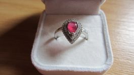 Jolie bague en argent.