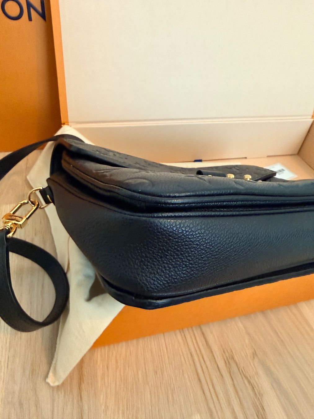 Louis Vuitton Taschen für Damen: Louis Vuitton Métis – Gebraucht aus Cheseaux-sur-Lausanne von maymay2612 2
