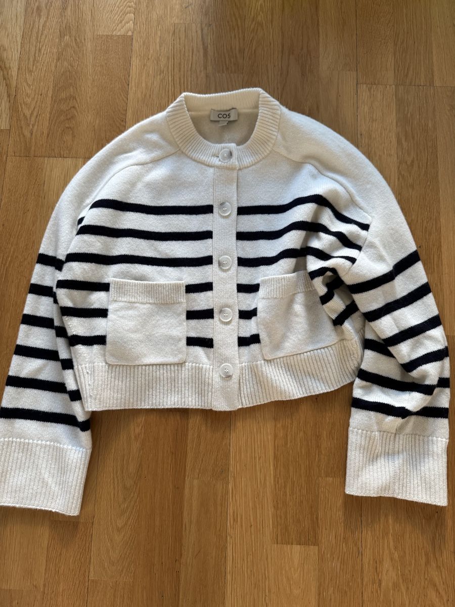 Cos Maglioni & Felpe: COS WOOL STRIPED CARDIGAN – Nuovo (secondo la descrizione) da Bern venduto da FashionK92