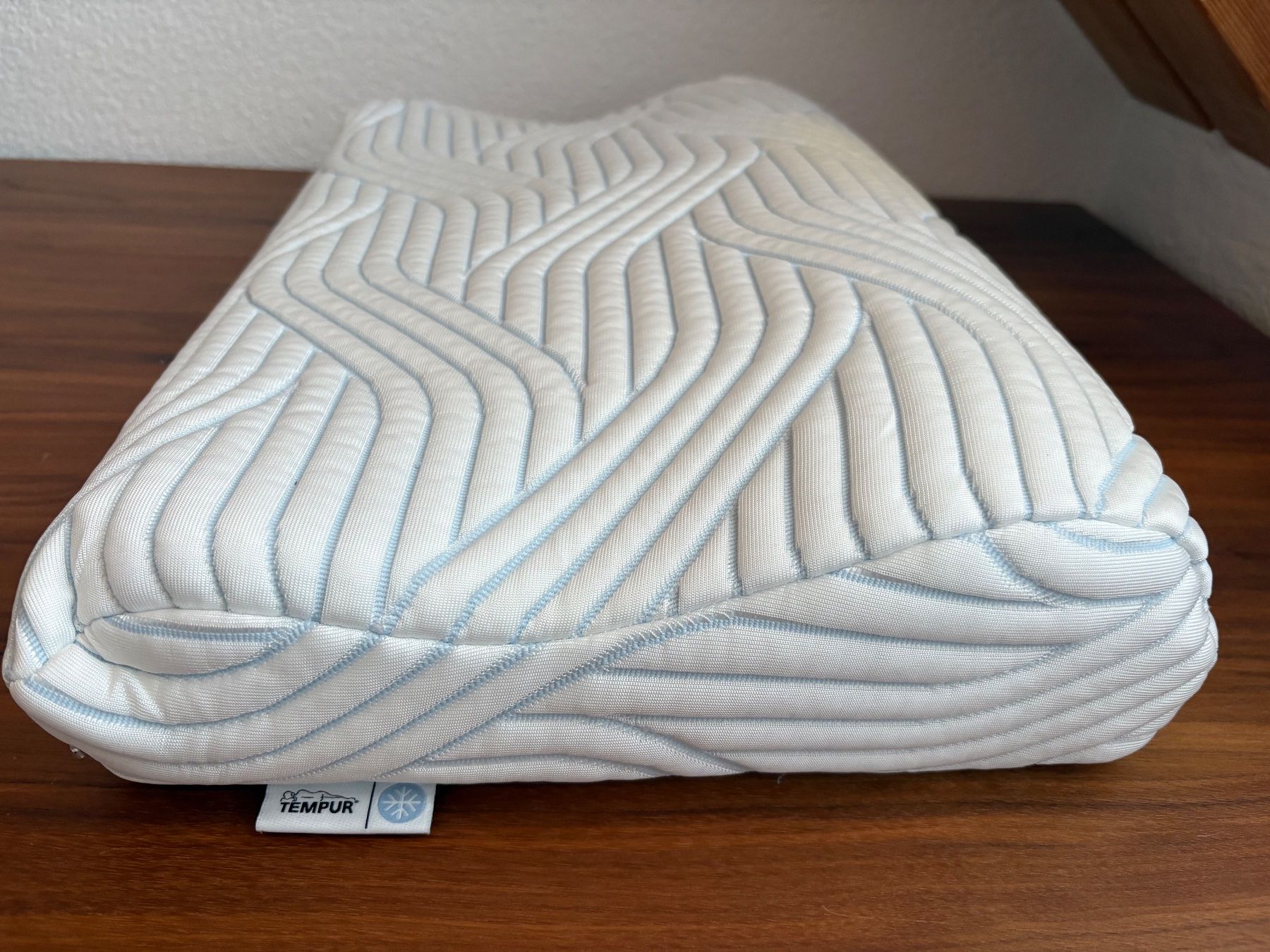 Tempur Kissen: TEMPUR Shape SmartCool Nackenkissen Grösse M – Gebraucht aus Hettlingen von memest 1