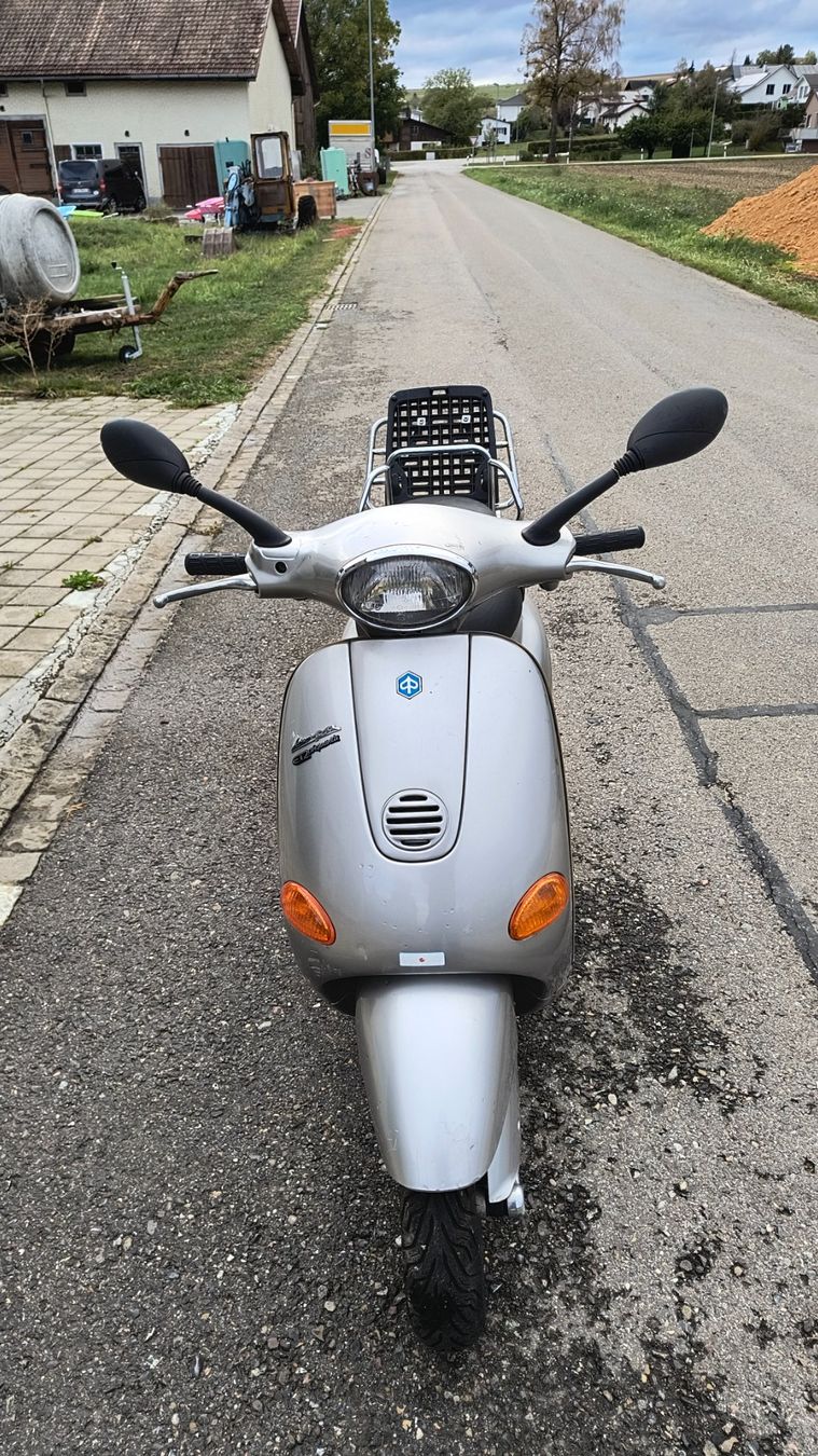 Piaggio Scooter: Piaggio Vespa ET2 50ccm – Difettoso da Neunkirch venduto da Guschti-Broesmeli 2