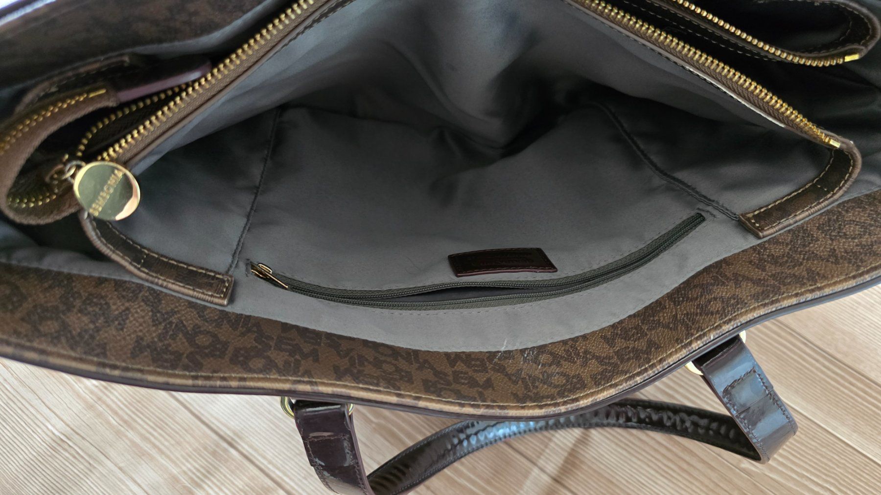 Taschen für Damen: SEMBONIA Malaysia Handtasche / Monogramm – Gebraucht aus Thalwil von FashionVault 6