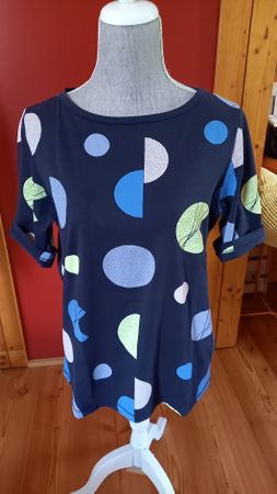 Damen T-Shirt EDC Grösse XL Dunkelblau mit Muster 