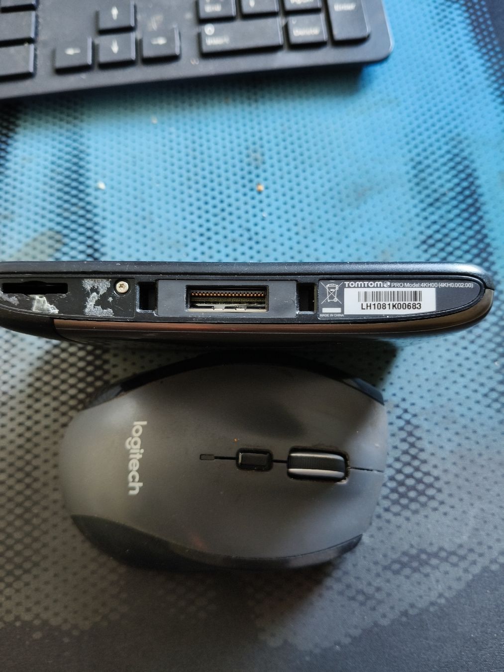 Tomtom Navigatori: Navigationsgerät TomTom PRO LKW – Difettoso da Schönenwerd venduto da Ph75 1
