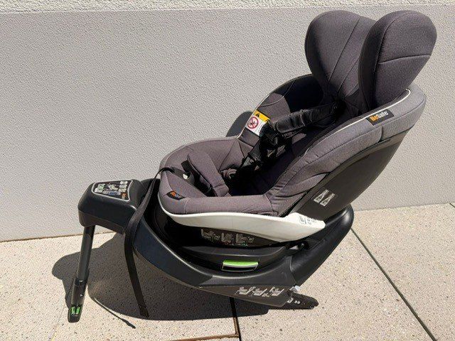 Seggiolini per auto: BeSafe Kinderautositz inkl. Isofix-Base – Usato da Zug venduto da Chrisruck_87