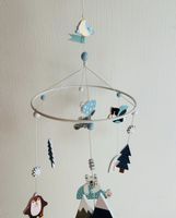 Mobile en bois pour bébé - Parfait état