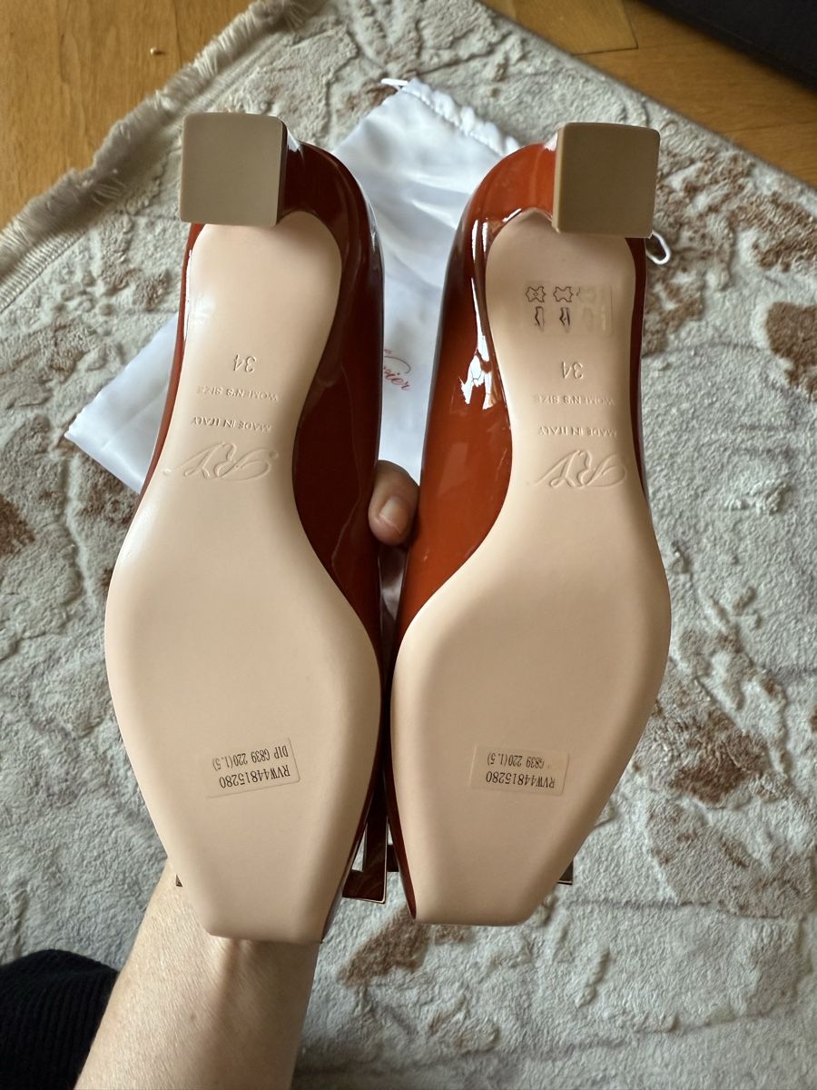 Scarpe da donna: Shoes – Nuovo (secondo la descrizione) da Genève venduto da ole_7sml 2