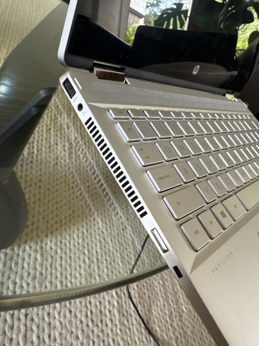 Hewlett Packard Portables: HP Pavilion x360 Convertible Notebook – D'occasion à Zürich par Menino 4