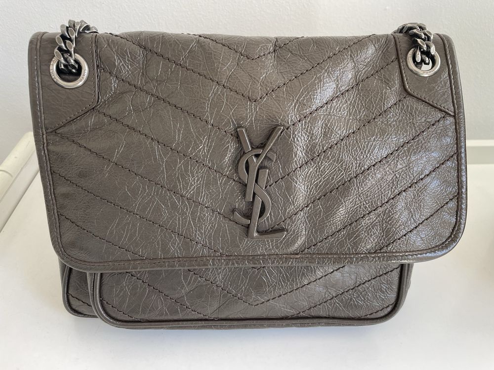 Saint Laurent Taschen für Damen: Saint Laurent mittelgrosse Niki Tasche Braun – Gebraucht aus Unterengstringen von pacha2013 1
