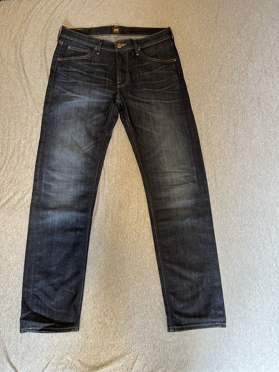Lee Jeans: Lee Jeans Neu 33/32 – Usato da Kriens venduto da mar_587j