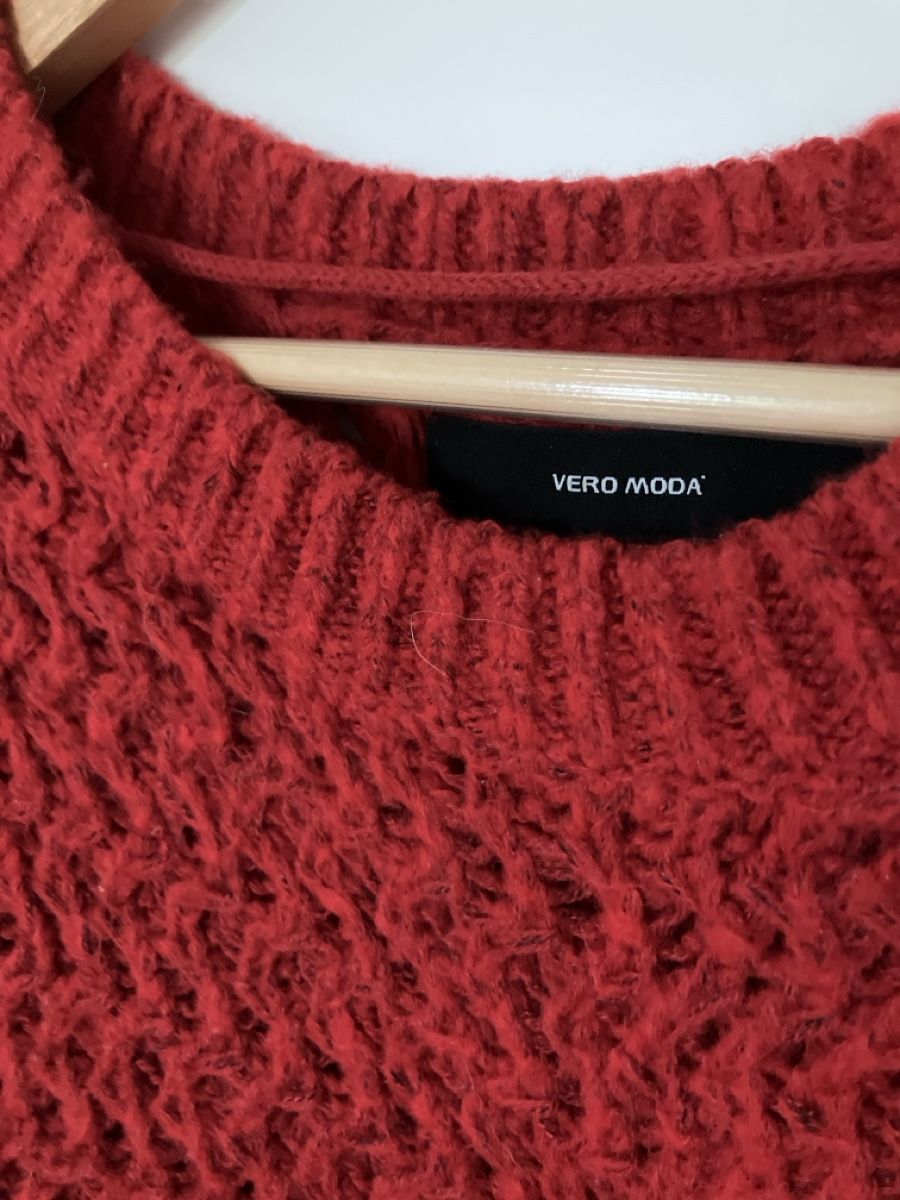 Pullover & Sweatshirts: Damen Pullover Vero Moda rot – Gebraucht aus Romont FR von Anna_dematos 1