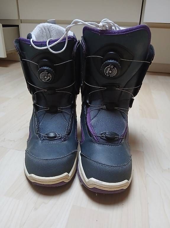 Damenschuhe: Snowboardschuhe Damen Firefly 41.5 – Gebraucht aus Bern von est_8dg7