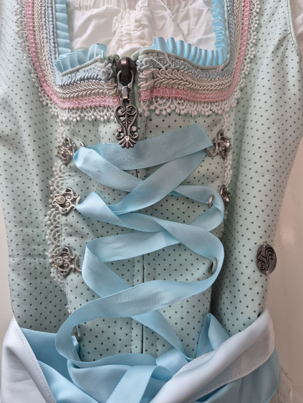 Vestiti: Dirndl, hellblau mit Spitzenschürze, Gr. 32, inkl. Bluse👗 – Usato da Richterswil venduto da ChristinW01 3