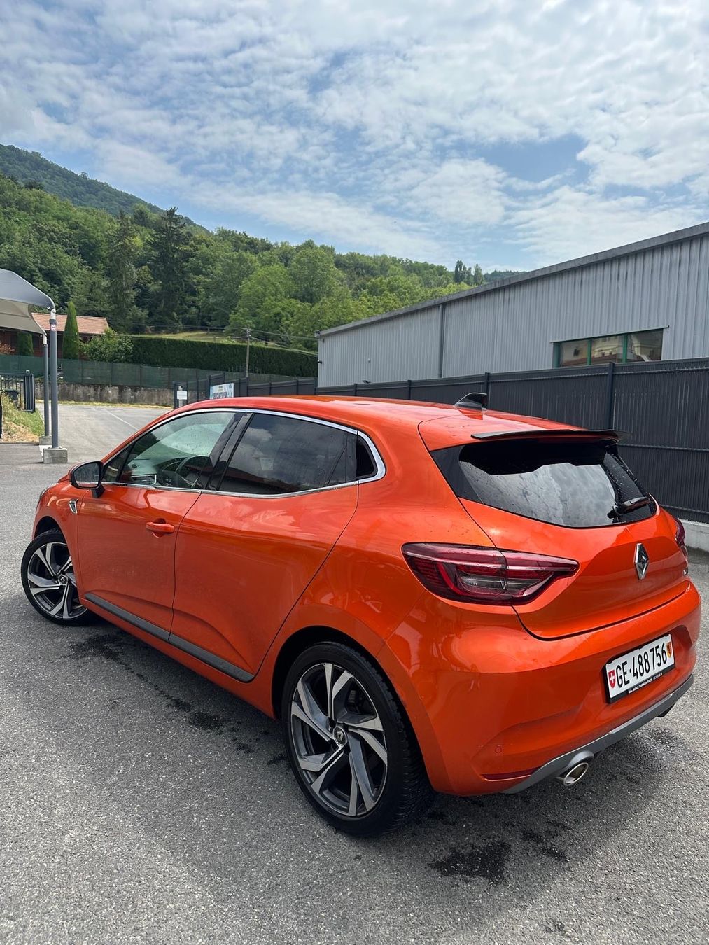 Renault Autos: Renault Clio V – D'occasion à Sion par Car_Drive 3