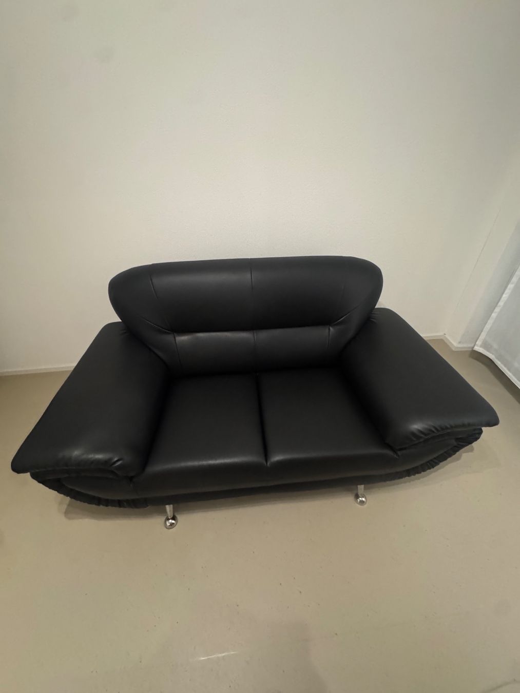 Divani: 2er Sofa Leder schwarz – Usato da Zürich venduto da pamleano 2