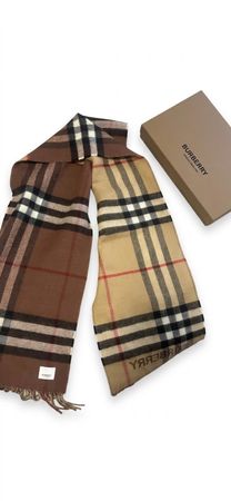 Burberry Schal – Zweifarbig / Block-Design mit Box