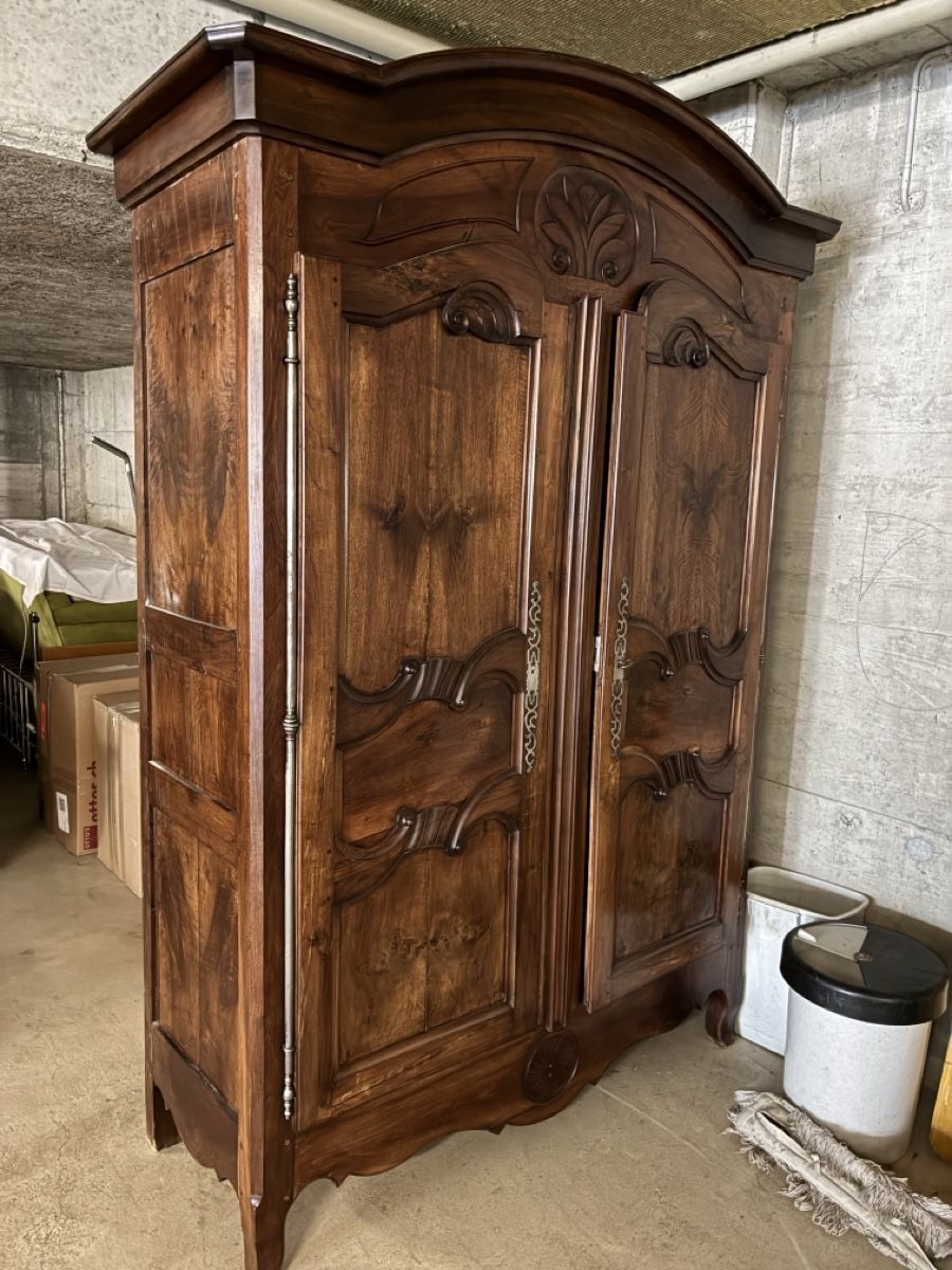 Armadi: Armoire ancienne restaurée – Usato da Porrentruy venduto da caba59